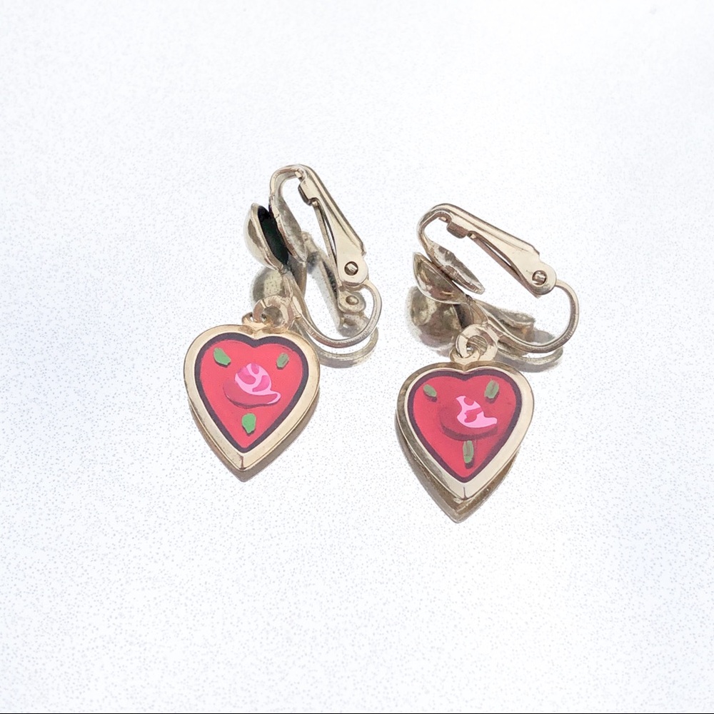 5/$20🛎️ Vintage Heart Earrings